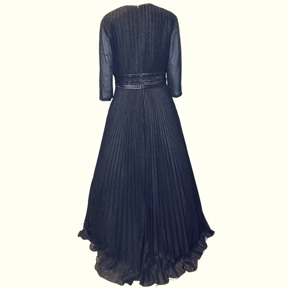 NWT Mac Duggal 30700 Black Shimmering Pleated A-Line Gown  - Sz 10 - Picture 5 of 10